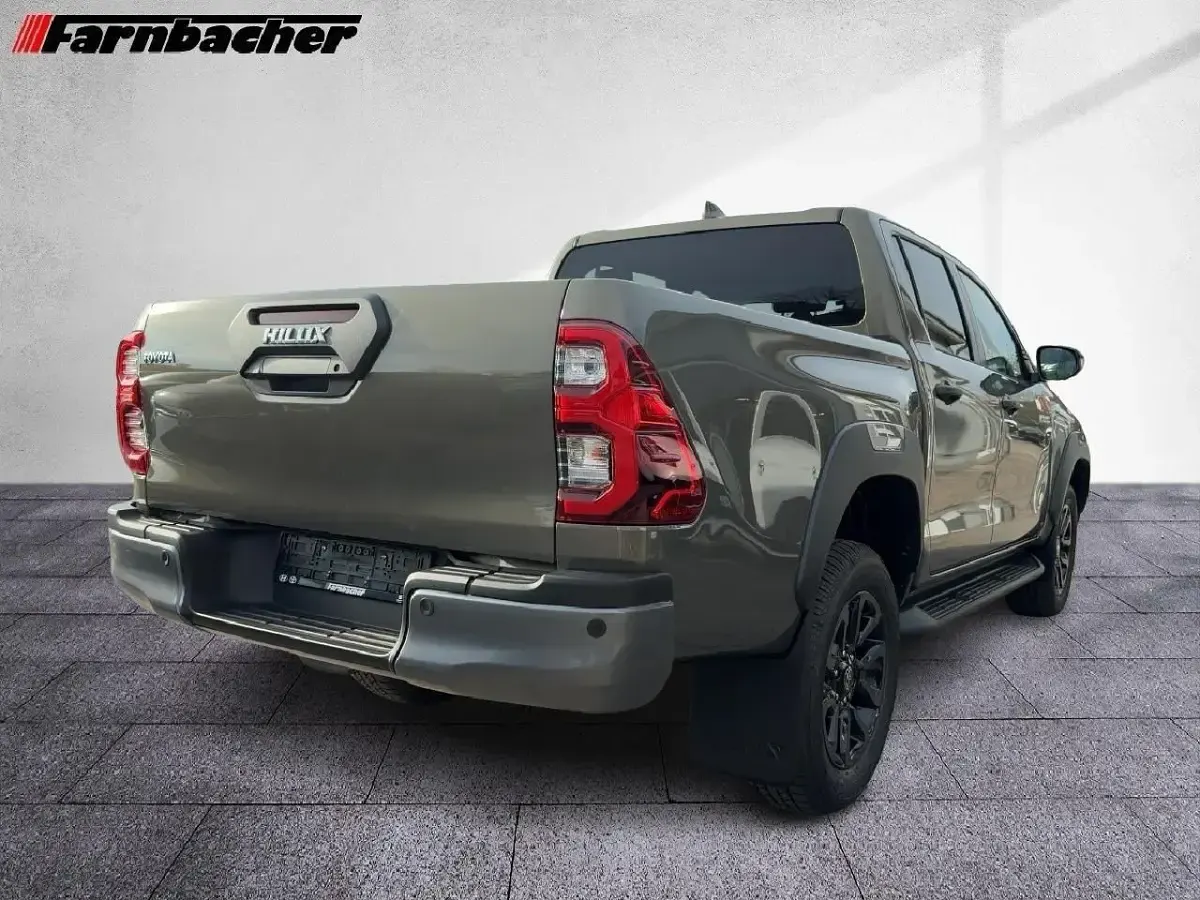 Neu Toyota HiLux 204 PS (150 kW) 2026 Braun Pickup