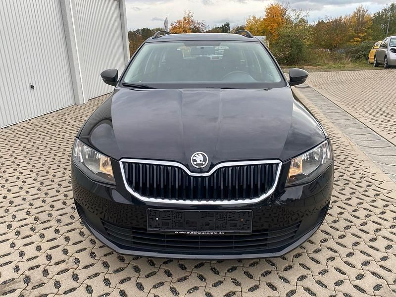 Schwarz Gebraucht 2014 Skoda Octavia Kombi | 4.800 € (Guter Preis) - Bild 1/4