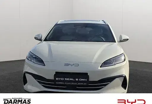 Usata BYD Seal Comfort 212 CV (155 kW) 2025 Beige Station wagon