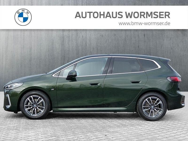 Gebraucht BMW 218 Active Tourer M Sport 136 PS (100 kW) 2024 Sanremo green Van / Kleinbus