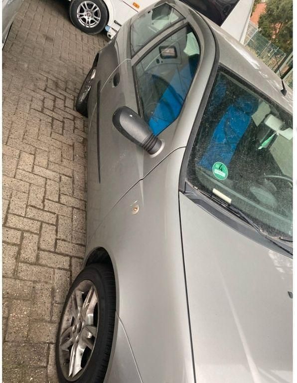 Gebraucht Fiat Punto 60 PS (44 kW) 2004 Grau Kleinwagen