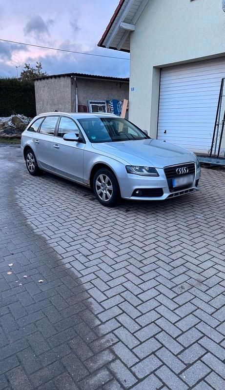 Gebraucht Audi A4 143 PS (105 kW) 2011 Silber Kombi