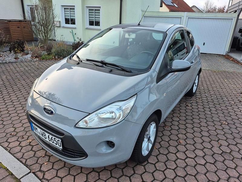 Grau Gebraucht 2015 Ford Ka Cool & Sound Edition Kleinwagen | 4.999 € (Guter Preis) - Bild 1/4