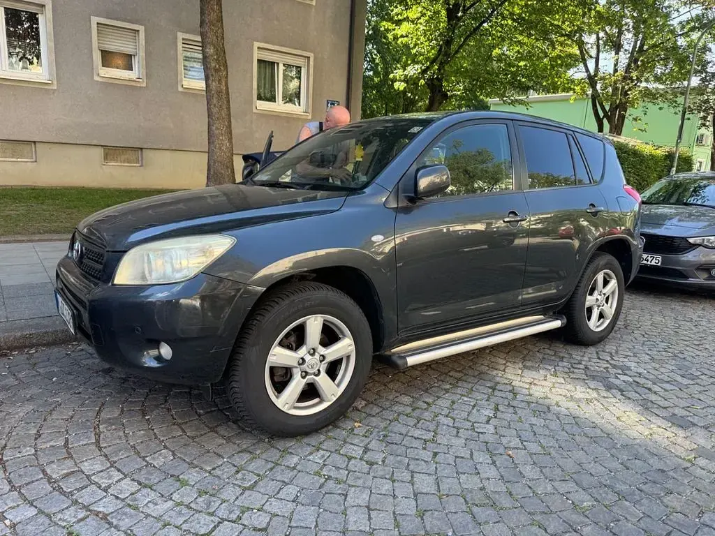 Gebraucht Toyota RAV4 Executive 152 PS (111 kW) 2008 Grau SUV