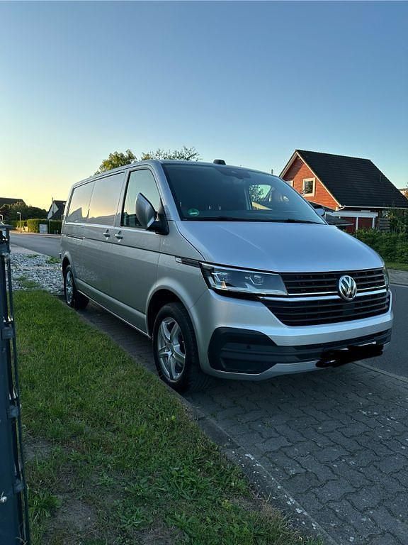 Gebraucht VW Transporter 150 PS (110 kW) 2020 Silber Van