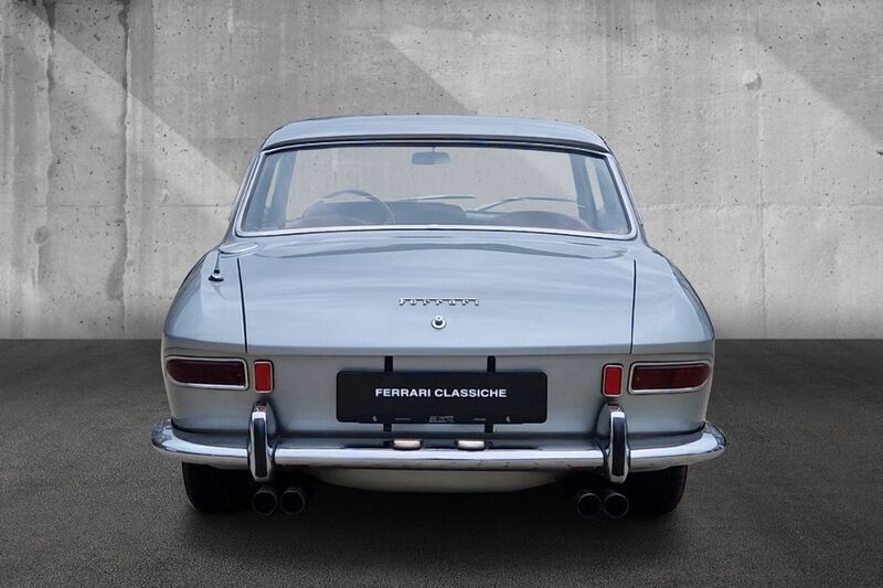 Gebraucht Ferrari 330 300 PS (220 kW) 1966 Grigio fumo Coupé