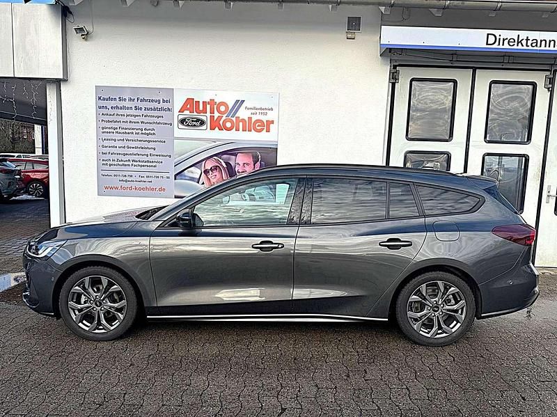 Gebraucht Ford Focus ST-Line 125 PS (91 kW) 2025 Magneticgrau (metallic) Kombi