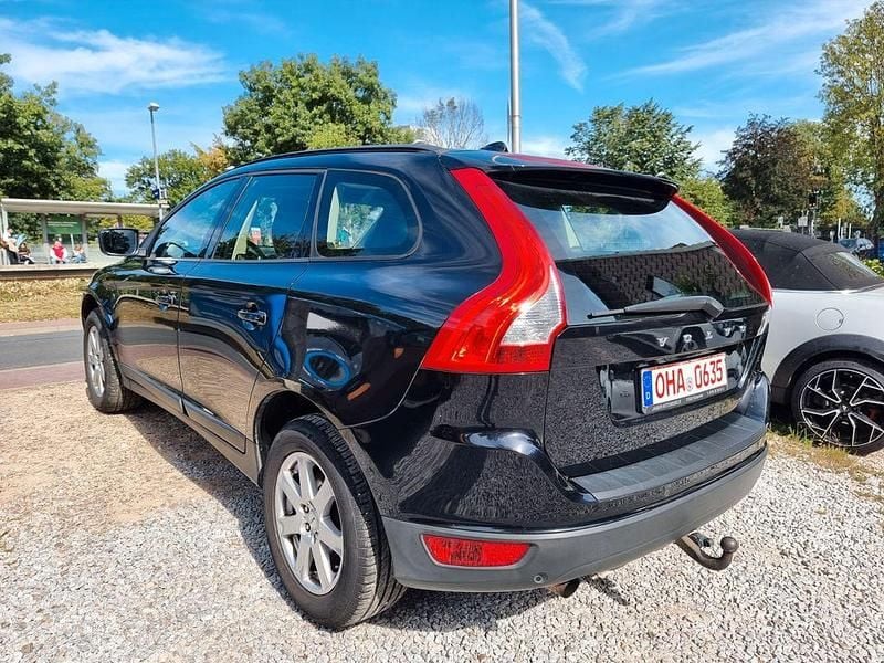 Gebraucht Volvo XC60 163 PS (119 kW) 2011 Schwarz SUV
