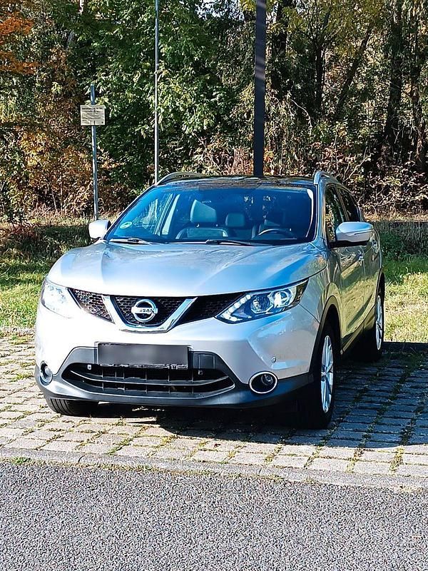 Gebraucht Nissan Qashqai 360º 131 PS (96 kW) 2014 Silber SUV