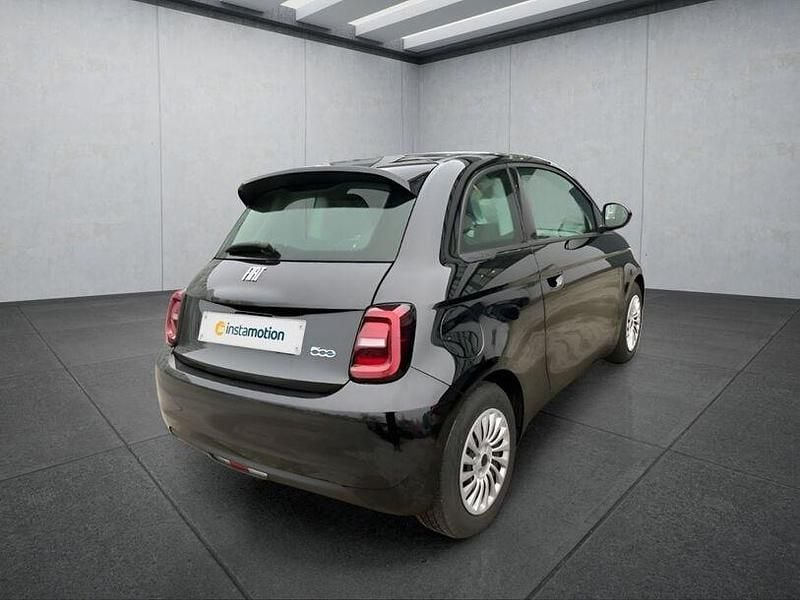 Gebraucht Fiat 500e Action 69 kW (95 PS) 2022 Schwarz Kleinwagen