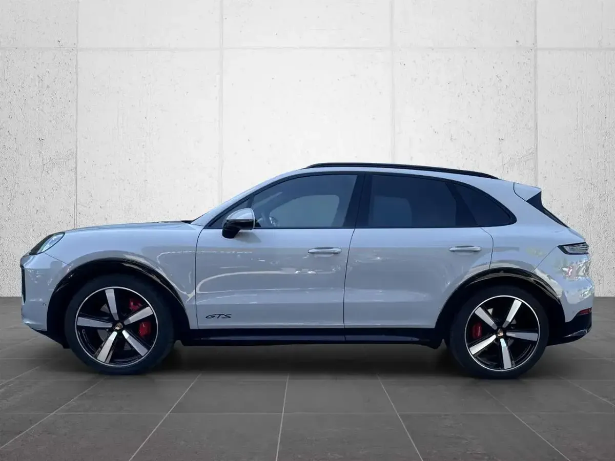 Gebraucht Porsche Cayenne GTS 500 PS (367 kW) 2024 Kreide SUV