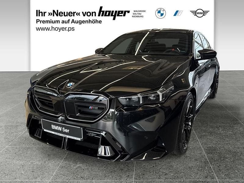 Schwarz Neu 2025 BMW M5 Sport Line Limousine | 141.990 € (Guter Preis) - Bild 1/4