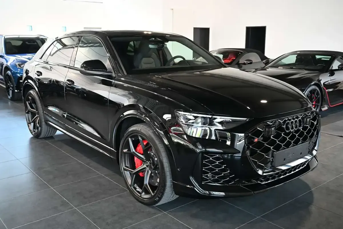 Neu Audi Q8 Design 640 PS (470 kW) 2026 Schwarz SUV