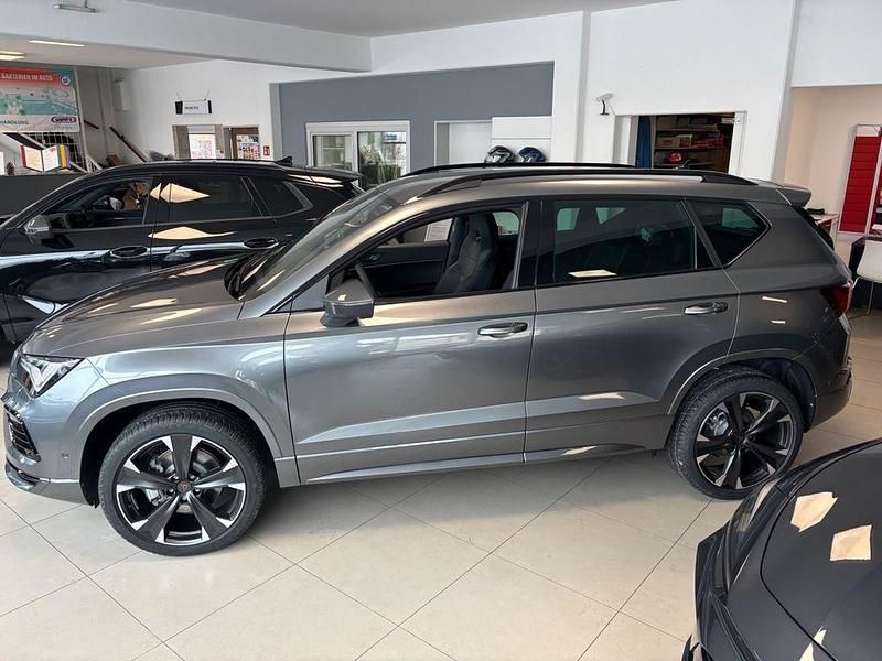 Neu Cupra Ateca Basis 150 PS (110 kW) 2026 Grau SUV
