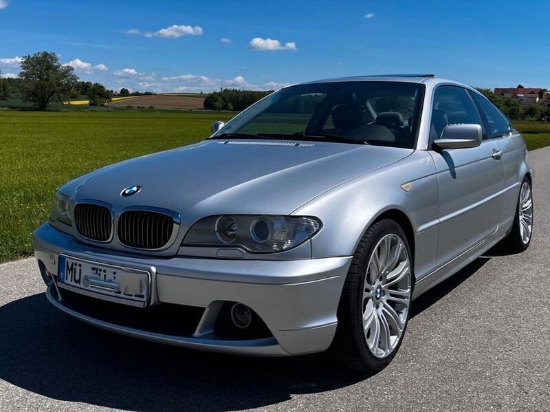 Silber Gebraucht 2004 BMW 320 Exclusive Coupé | 8.999 € (Teuer) - Bild 1/4