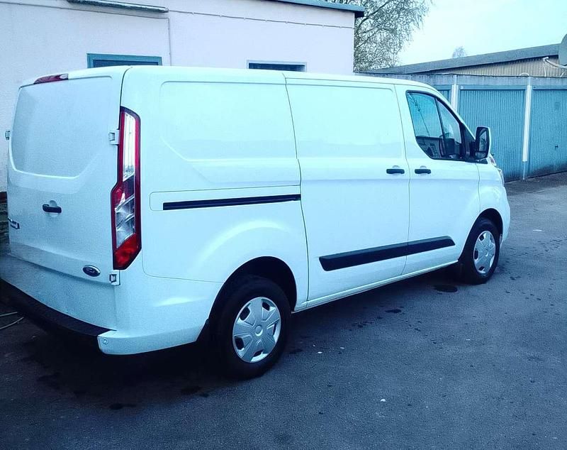 Gebraucht Ford Transit Custom Trend 107 PS (78 kW) 2021 Weiß Van