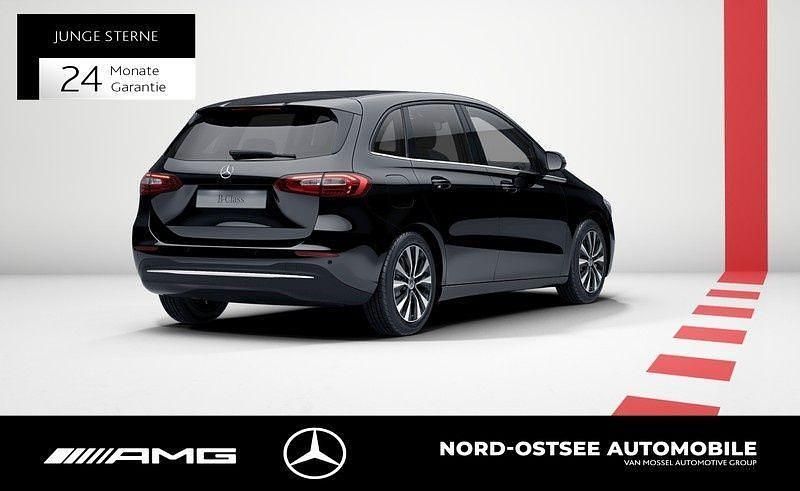 Gebraucht Mercedes E250 Style 160 PS (117 kW) 2022 Nachtschwarz uni Limousine