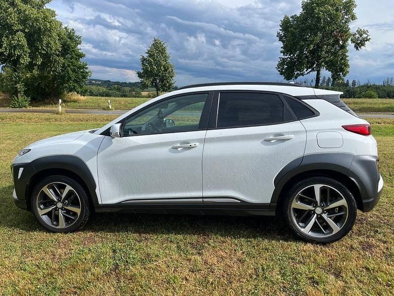 Weiß Gebraucht 2018 Hyundai Kona Style SUV | 14.450 € (Guter Preis) - Bild 1/4