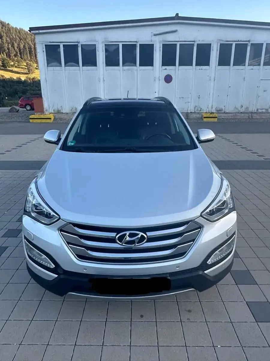 Gebraucht Hyundai Santa Fe Premium 197 PS (144 kW) 2015 Silber SUV