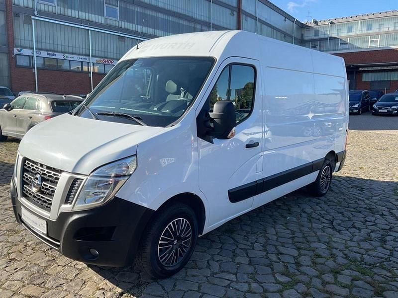 Weiß Gebraucht 2018 Nissan NV400 Comfort Van | 10.750 € (Guter Preis) - Bild 1/4