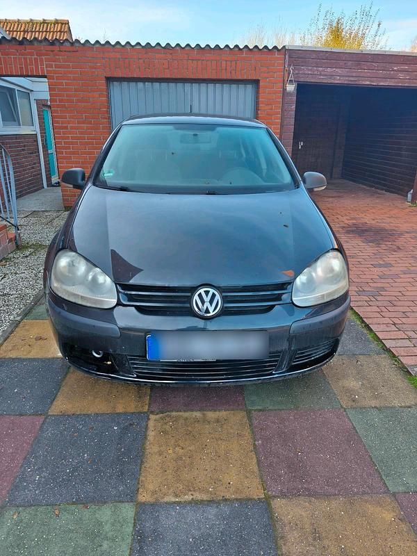 Schwarz Gebraucht 2006 VW Golf V Kleinwagen | 950 € (Superpreis) - Bild 1/4