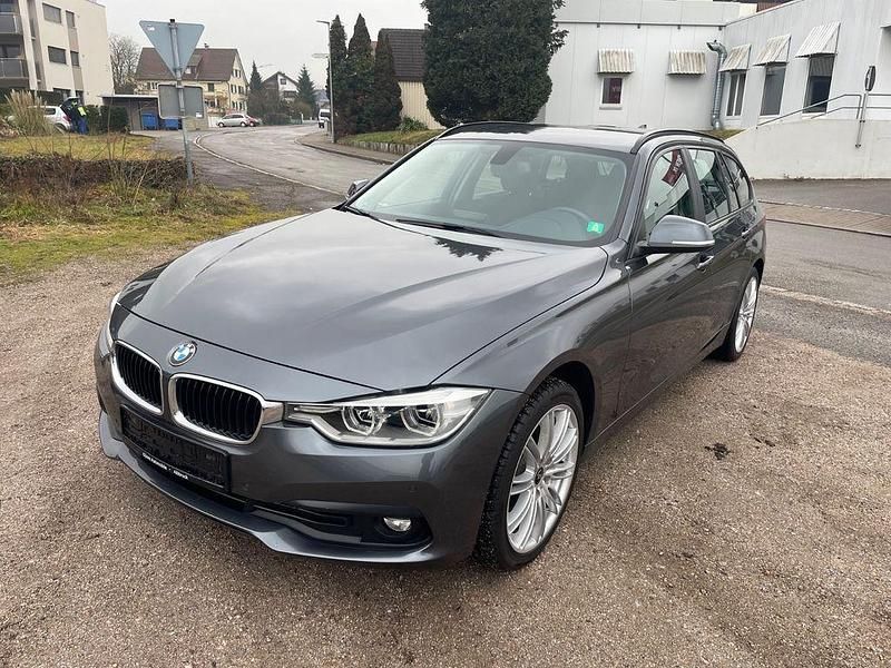 Grau Gebraucht 2018 BMW 320 Advantage Kombi | 19.900 € (Teuer) - Bild 1/4