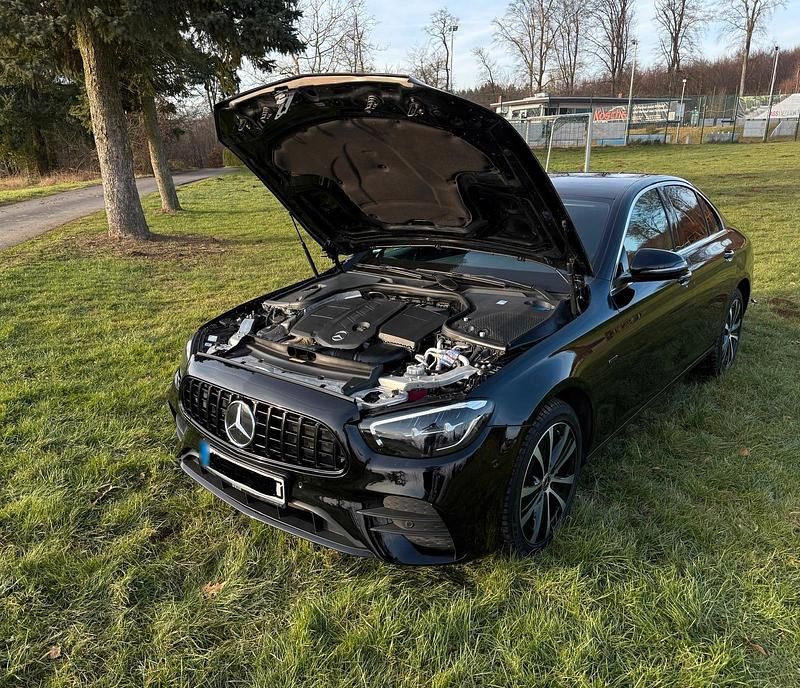 Gebraucht Mercedes E300 AMG line 306 PS (225 kW) 2021 Schwarz Limousine