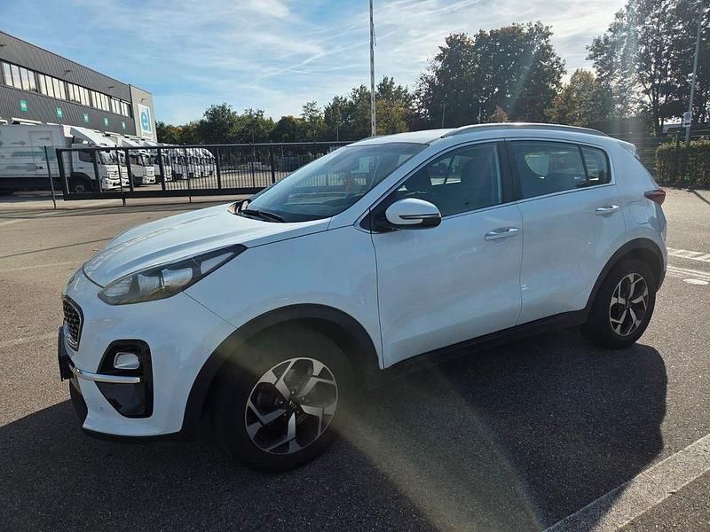 Weiß Gebraucht 2019 Kia Sportage DREAM-TEAM Edition SUV | 15.800 € (Guter Preis) - Bild 1/4