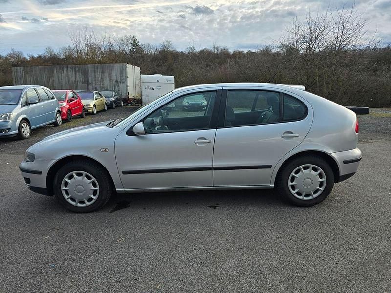 Gebraucht Seat Leon 75 PS (55 kW) 2004 Silber Kleinwagen