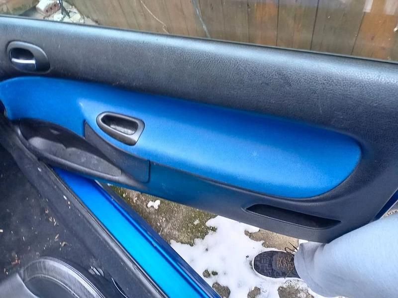 Gebraucht Peugeot 206 CC 136 PS (100 kW) 2003 Blau Cabrio