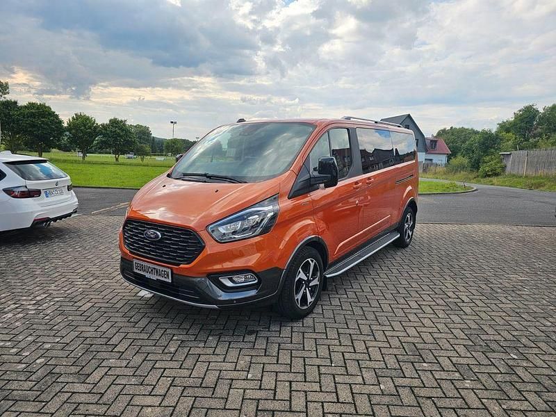 Orange Gebraucht 2021 Ford Tourneo Custom Active Van / Kleinbus | 39.970 € (Fairer Preis) - Bild 1/4
