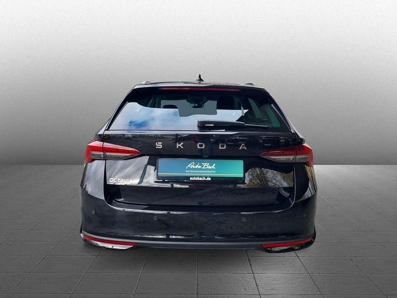 Gebraucht Skoda Octavia Selection 150 PS (110 kW) 2025 Blackmagic perleffekt Kombi