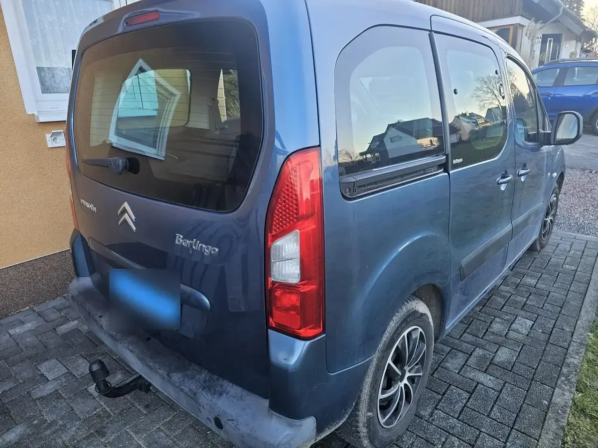 Gebraucht Citroën Berlingo 120 PS (88 kW) 2010 Blau Van / Kleinbus