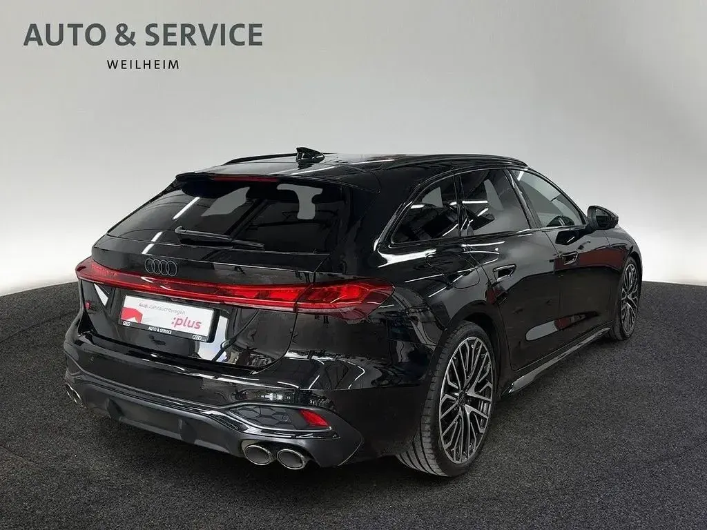 Używany Audi S5 Ambiente 367 KM (269 kW) 2025 Czarny Kombi