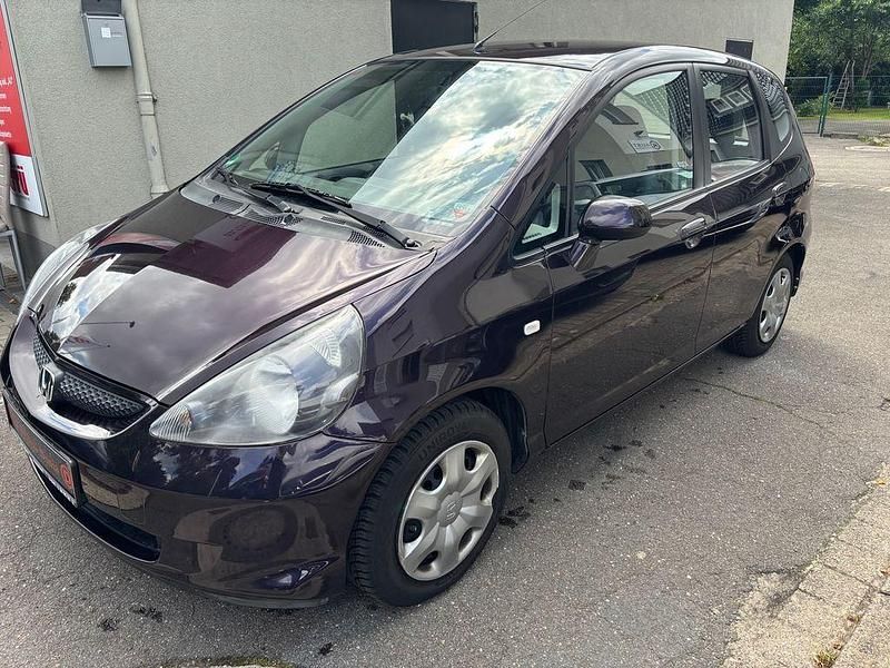 Gebraucht Honda Jazz Cool 77 PS (56 kW) 2007 Violet Kleinwagen