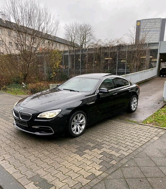 Schwarz Gebraucht 2015 BMW 640 Coupé | 20.990 € (Guter Preis) - Bild 1/4