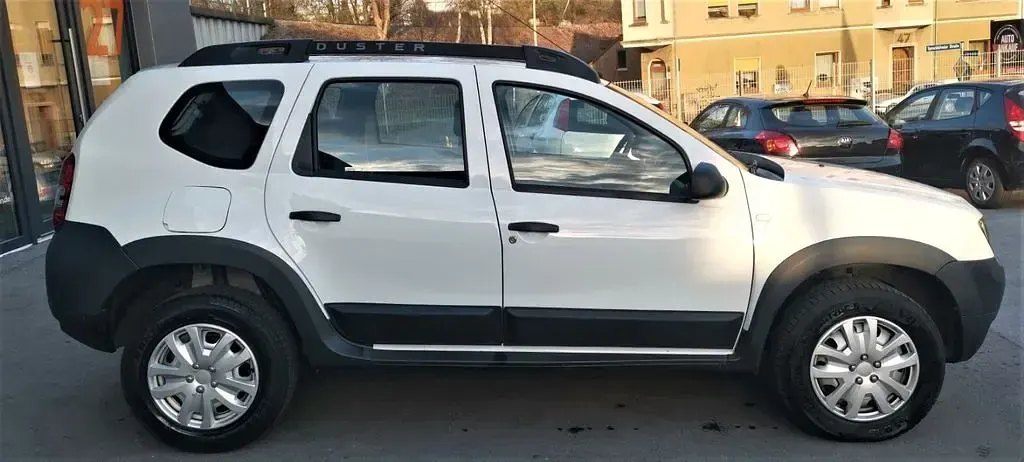Gebraucht Dacia Duster Ice 105 PS (77 kW) 2015 Weiß SUV