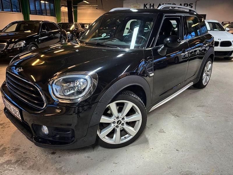 Schwarz Gebraucht 2017 Mini Cooper D Countryman SUV | 9.995 € (Superpreis) - Bild 1/4