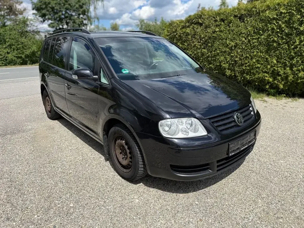 Gebraucht VW Touran Basis 116 PS (85 kW) 2004 Schwarz Van / Kleinbus