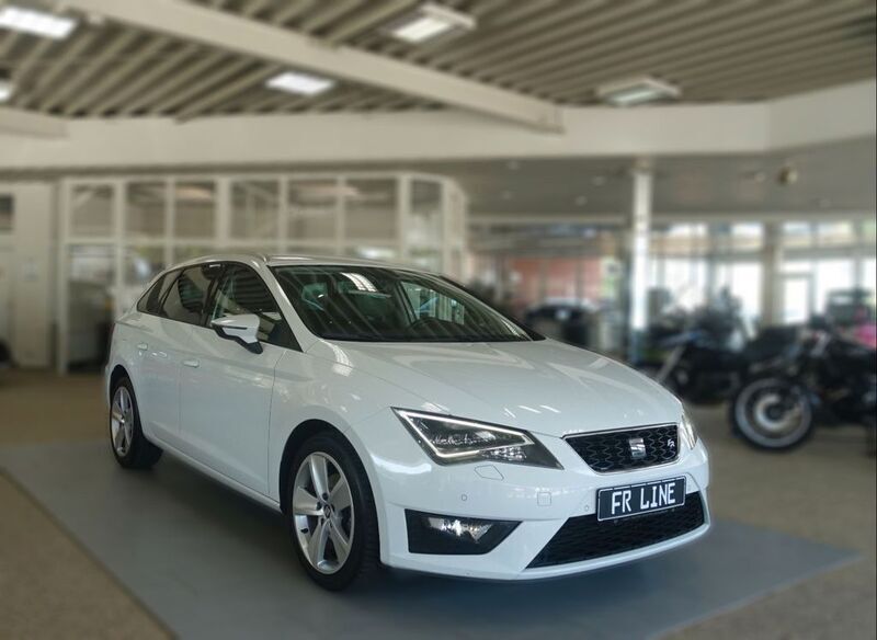 Weiß Gebraucht 2016 Seat Leon ST FR Kombi | 13.950 € (Fairer Preis) - Bild 1/2