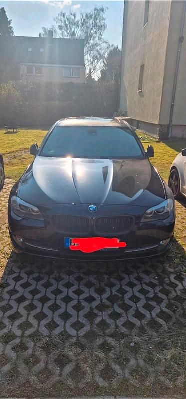 Gebraucht BMW 523 204 PS (150 kW) 2010 Schwarz Limousine