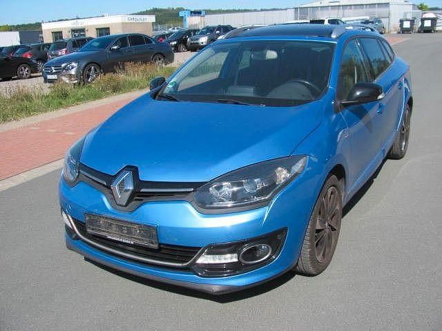 Blau Gebraucht 2015 Renault Mégane III Bose Edition Limousine | 6.795 € (Fairer Preis) - Bild 1/4