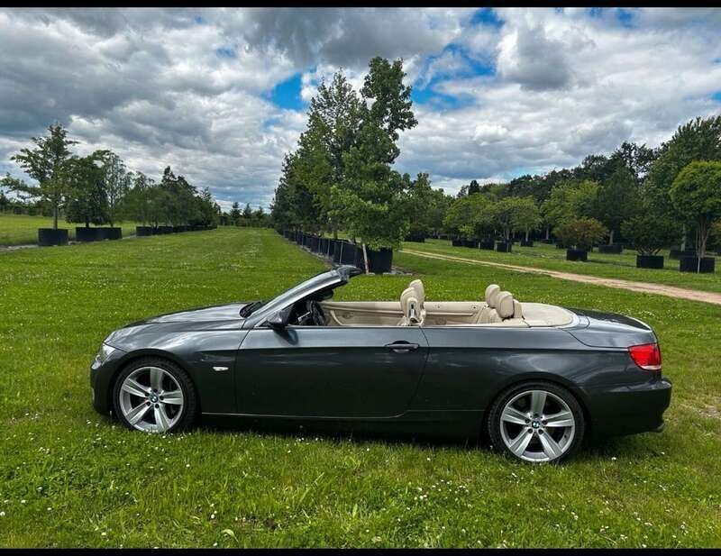Grau Gebraucht 2007 BMW 330 Cabriolet Comfort Edition Cabrio | 9.950 € (Superpreis) - Bild 1/4