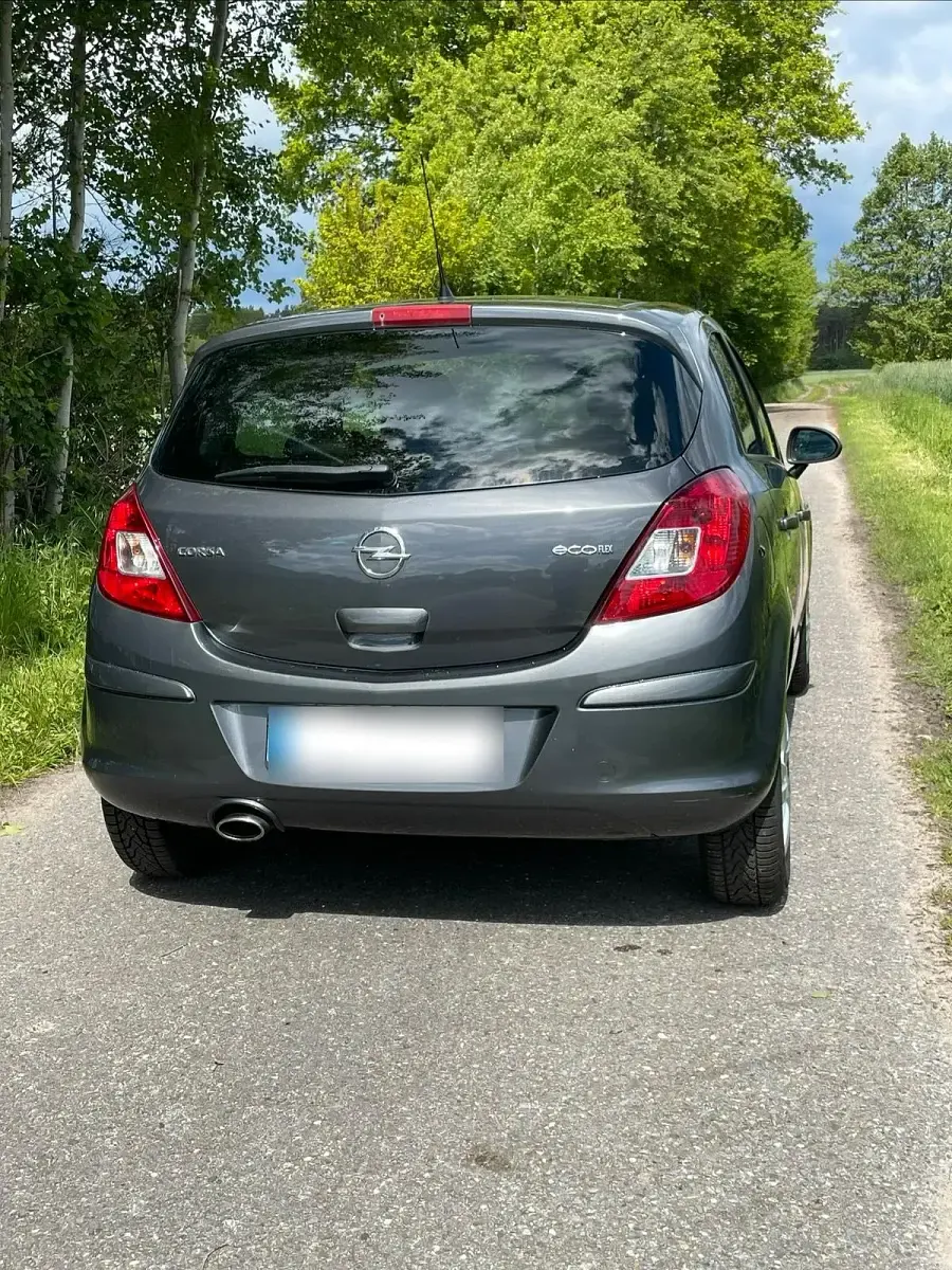 Gebraucht Opel Corsa 69 PS (50 kW) 2012 Grau Kleinwagen