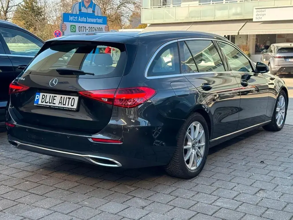 Gebraucht Mercedes 220 220 PS (161 kW) 2022 Grau Limousine