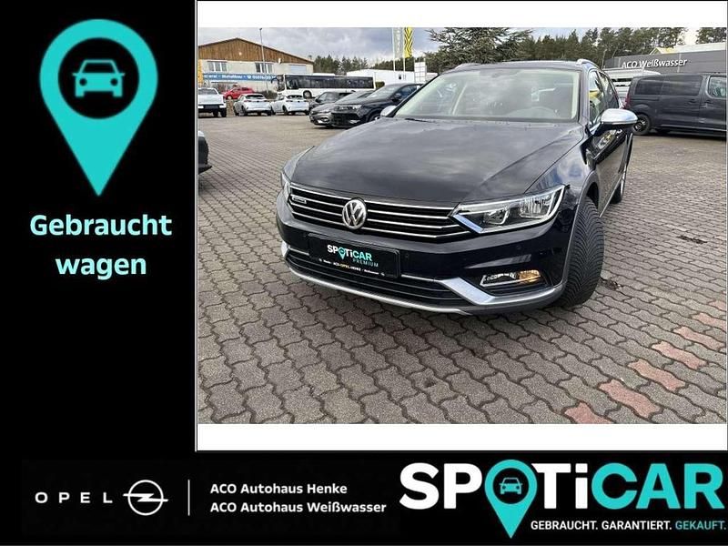 Gebraucht VW Passat Alltrack 190 PS (139 kW) 2018 Deep black pearlescent Kombi