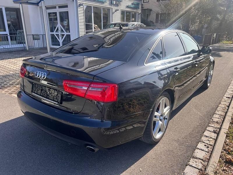 Gebraucht Audi A6 Sport 204 PS (150 kW) 2012 Schwarz Limousine