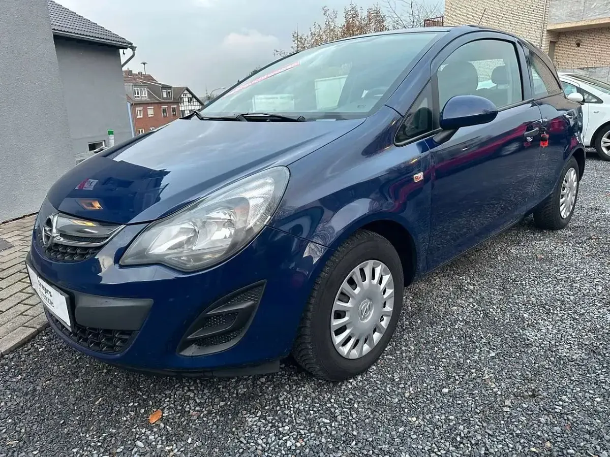Gebraucht Opel Corsa Selection 69 PS (50 kW) 2014 Blau Limousine