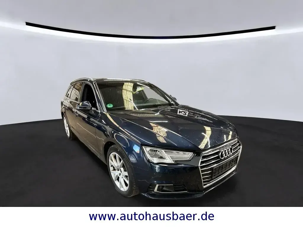 Gebraucht Audi A4 Design 252 PS (185 kW) 2018 Blau Kombi