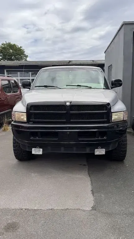 Gebraucht Dodge Ram 223 PS (164 kW) 2001 Beige Pickup